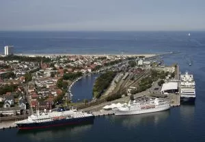 Warnemünde (Foto:Hansestadt RostockFotoagentur nordlicht) Warnemünde (Foto:Hansestadt RostockFotoagentur nordlicht)
